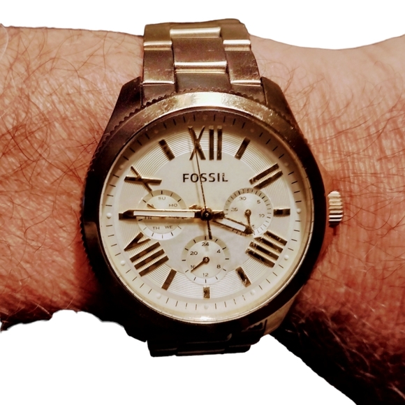 Fossil AM4510 Cecile Gold Watch Chronograph 3 Subdials - Picture 7 of 7